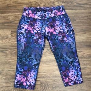 Danskin crop leggings